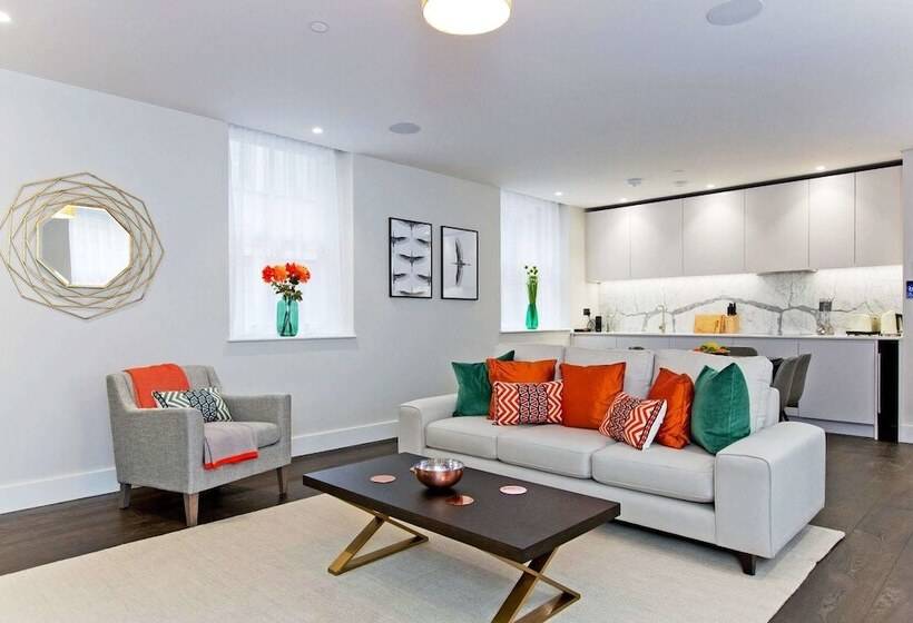 Luxury 2 Bed With Lift Ac And Concierge