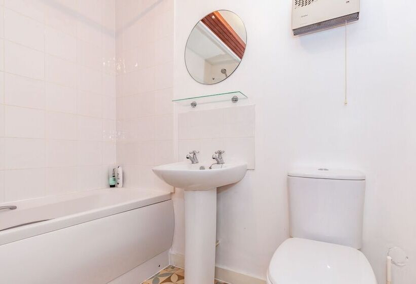 New Bright And Sunny Flat In Oxford City Centre