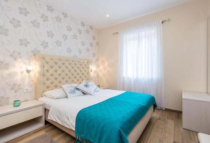 Пансион Apartments And Rooms Milcetic