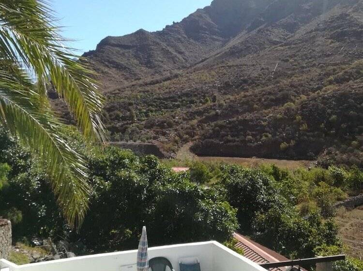 بنسيون Casa Mamánena