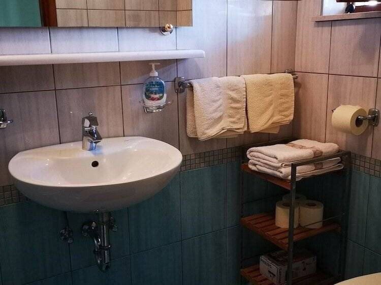 פנסיון Guest House Medine