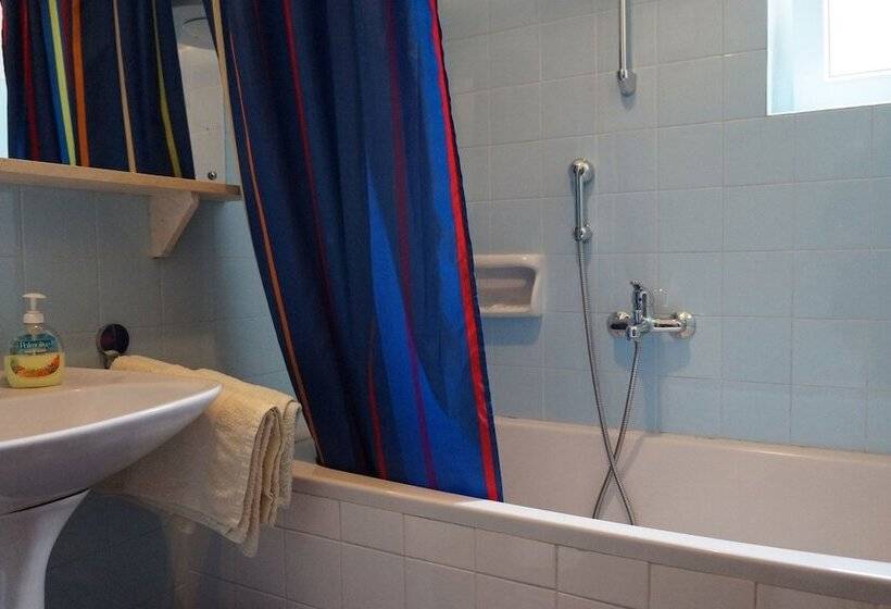 פנסיון Guest House Medine