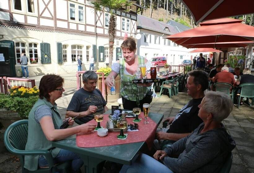Gaststätte & Pension Lichtenhainer Wasserfall