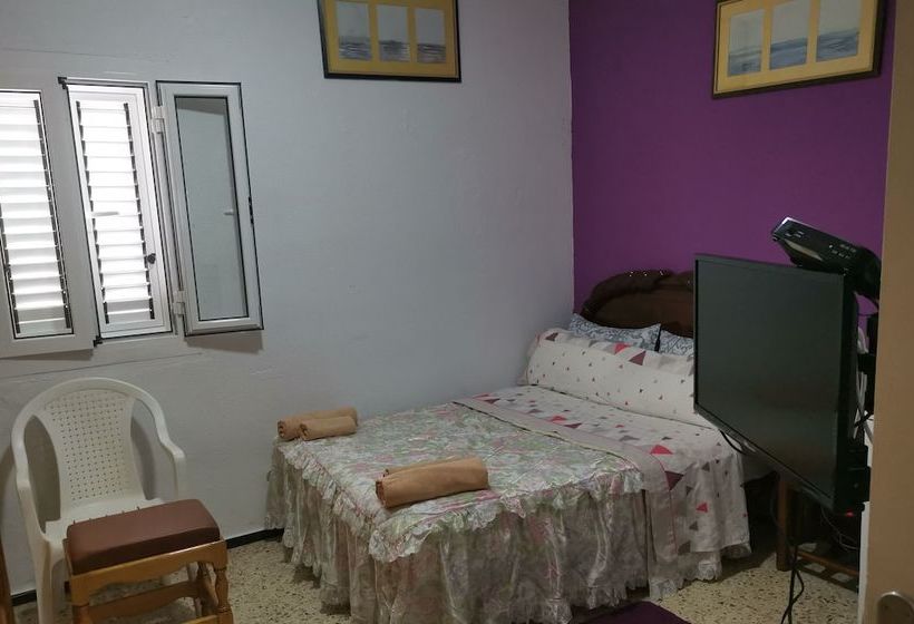 بنسيون Santiago S Private Rooms