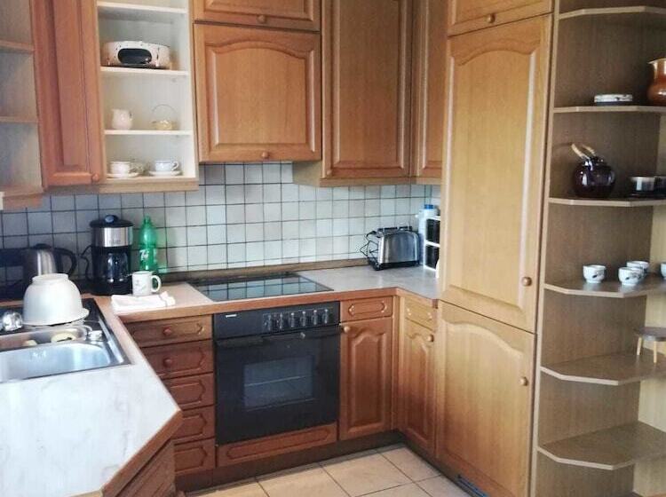 ペンション Villa Viktoria