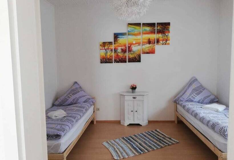 פנסיון Villa Viktoria