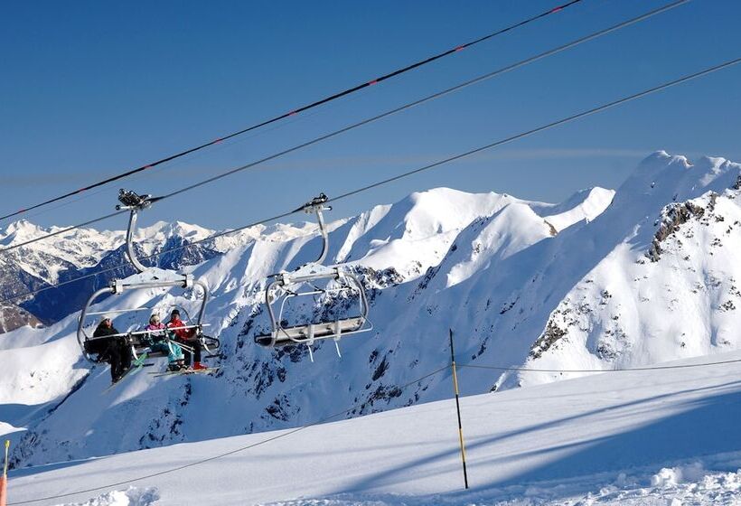 Резиденция Résidence Odalys Les Hauts De Peyragudes