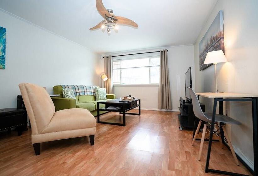 The Cozy Corner A Capitol Hill Escape