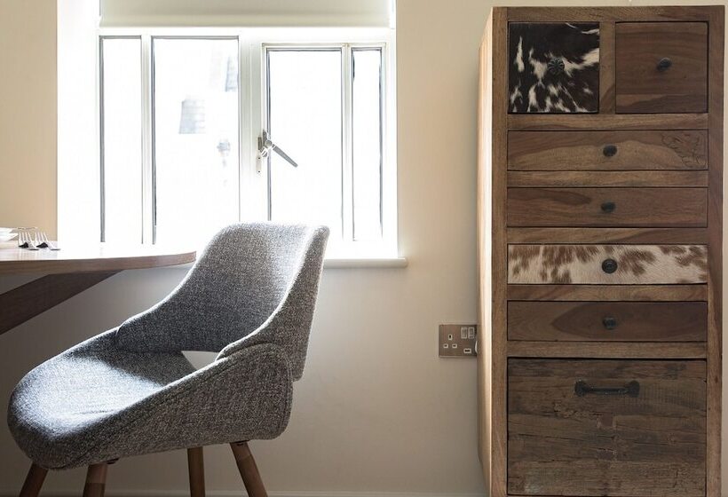 The Soho Loft Elegant & Modern 1bdr In Soho