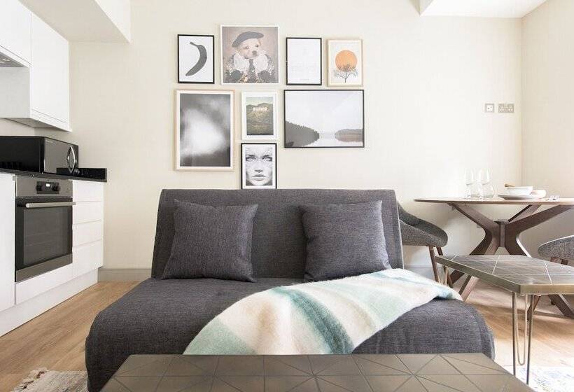 The Soho Loft Elegant & Modern 1bdr In Soho