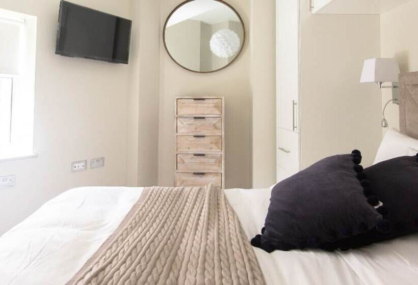 The Soho Loft Elegant & Modern 1bdr In Soho