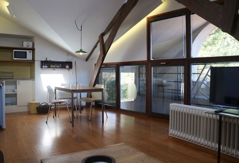 Apartamentos La Collada