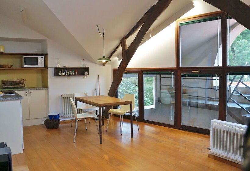 Apartamentos La Collada