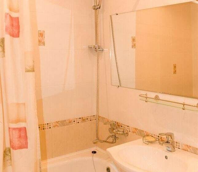 Apartments Megapolis On Koltsovskaya 30a