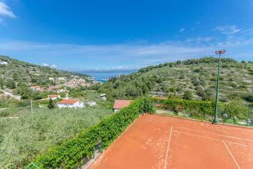 Apartments Drazen