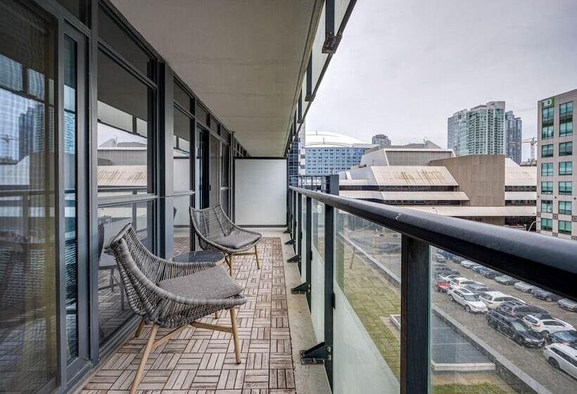 Applewood Suites Cn Tower & Convention