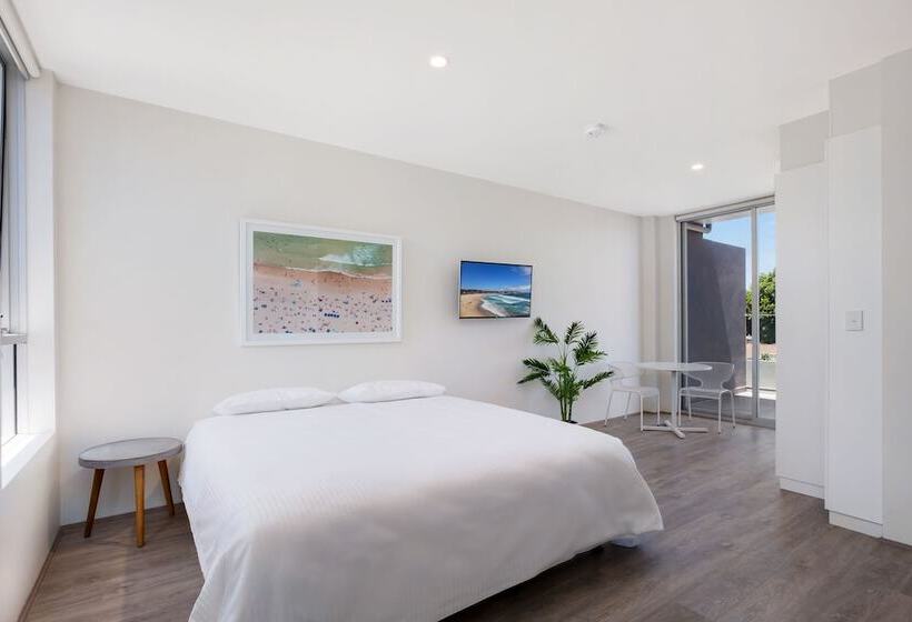 Bondi Beach Studio King Suite 1