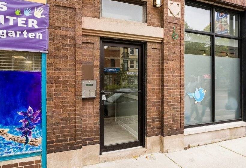 Comfy Executives Studio