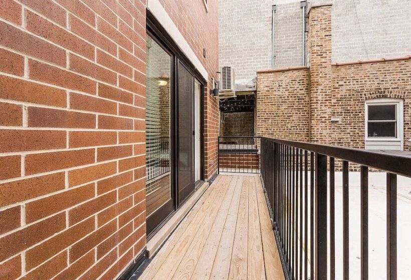 Comfy Executives Studio