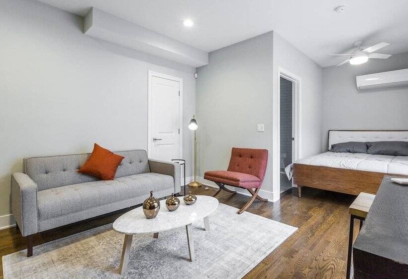 Comfy Executives Studio