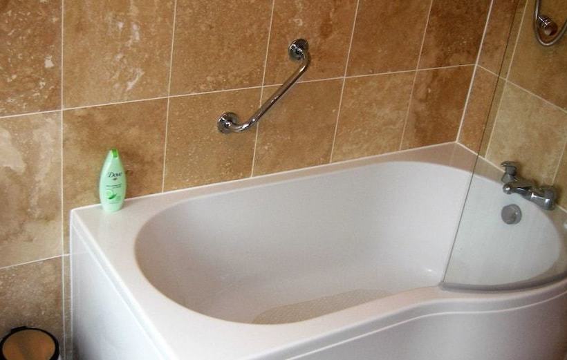 Curlew Cottage With Rural Views