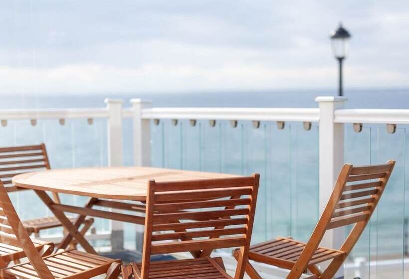 Garden Apartment On The Beach