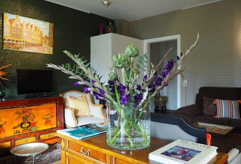 Golden Treasure Deluxe