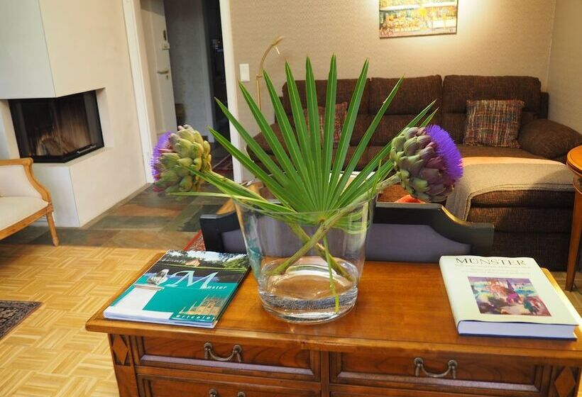 Golden Treasure Deluxe