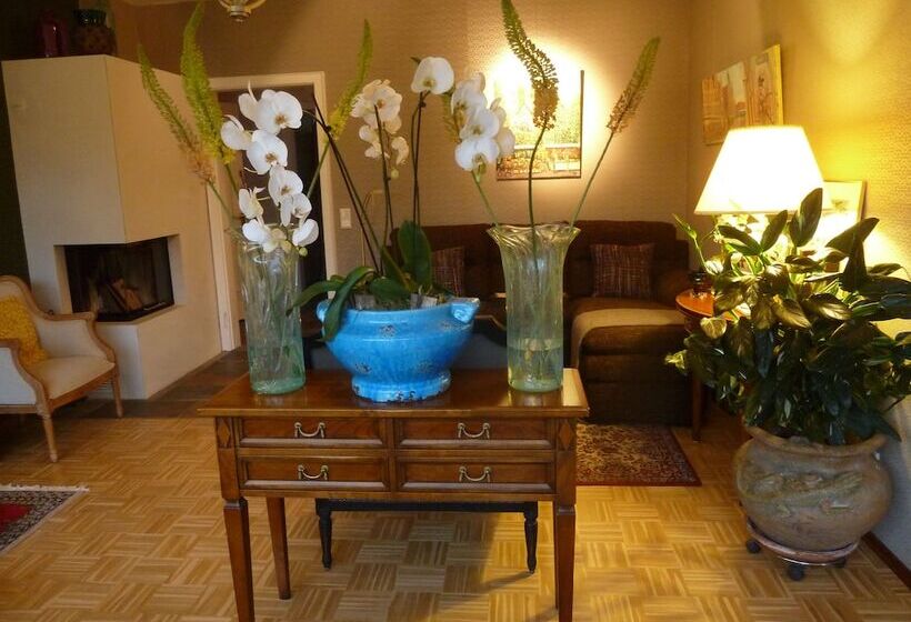 Golden Treasure Deluxe