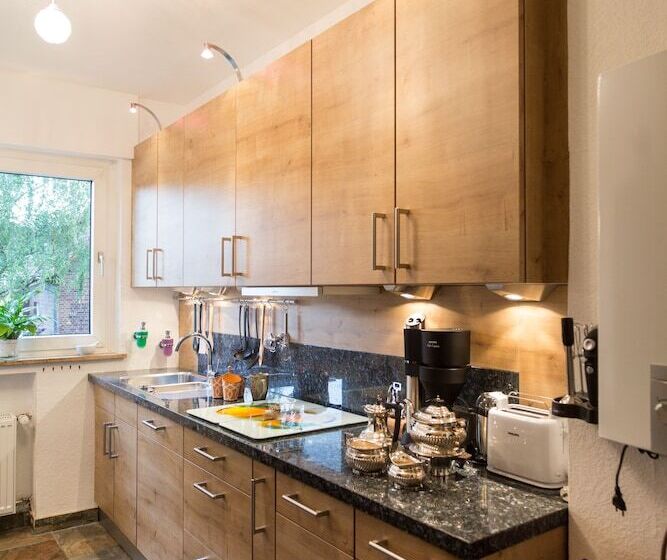 Golden Treasure Deluxe