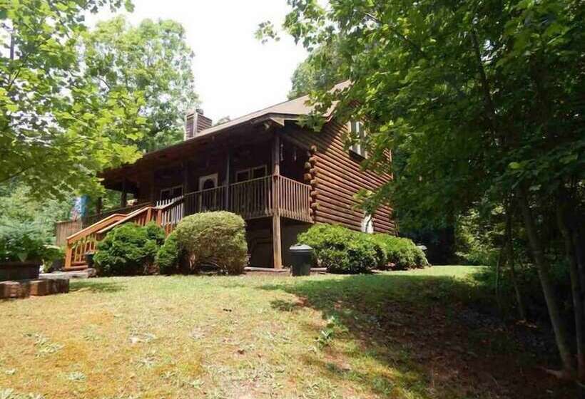 Horseshow Hideaway – Pet Friendly Cabin, 7 Minutes To Tiec