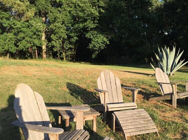 Отель Ecolodge Mombret Haut