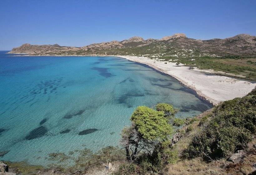 Отель Village Camping  De L Ostriconi