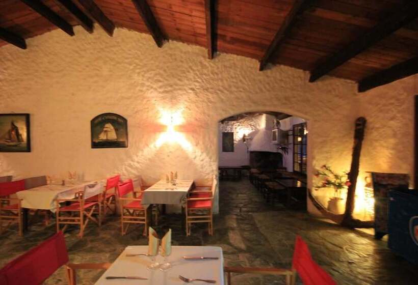 Отель Village Camping  De L Ostriconi