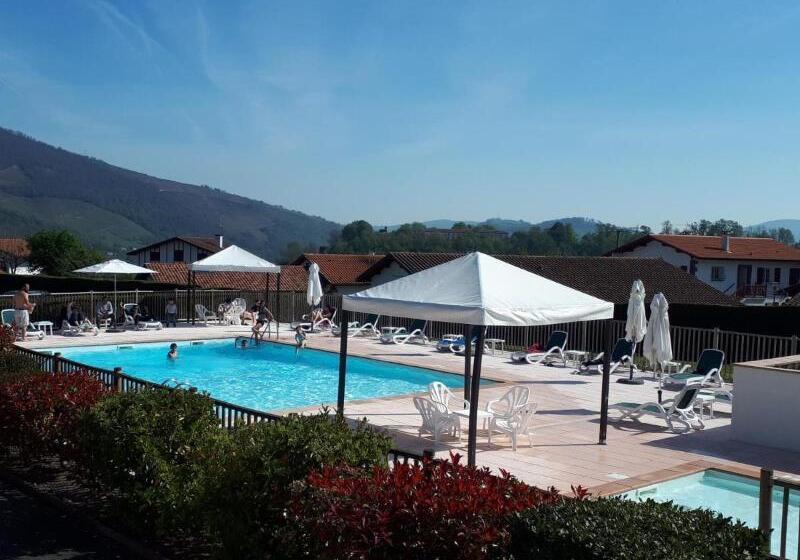 هتل Vvf Résidence Pays Basque Saint Jean Pied De Port