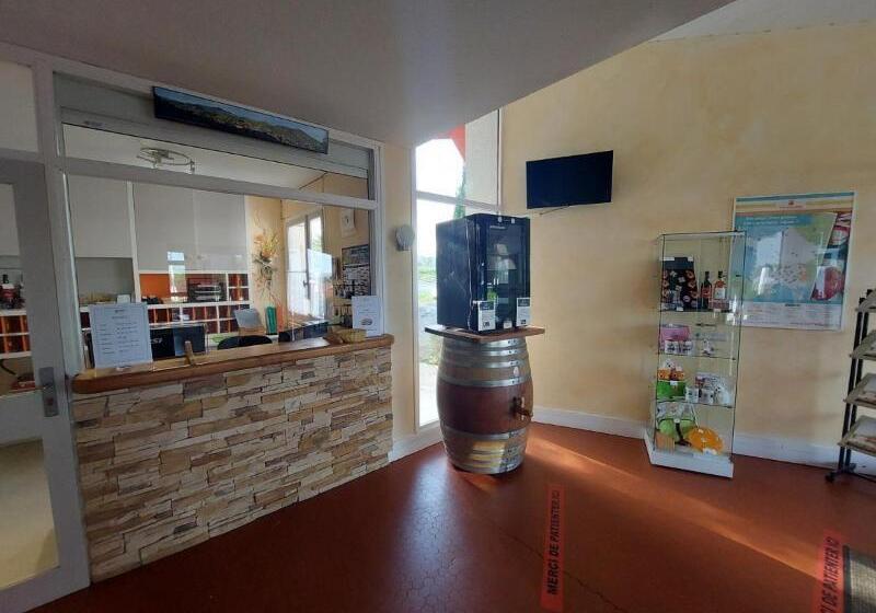 هتل Vvf Résidence Pays Basque Saint Jean Pied De Port