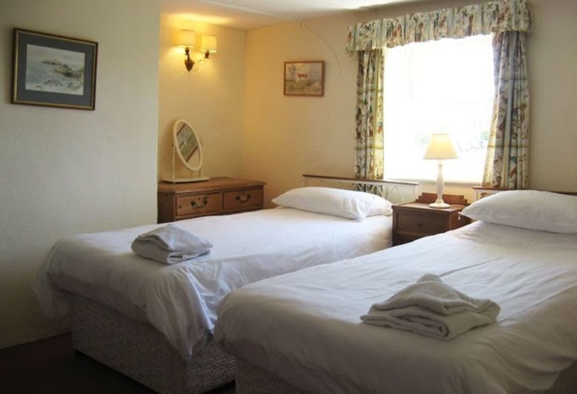 Island House...unique Situation With Harbour Views