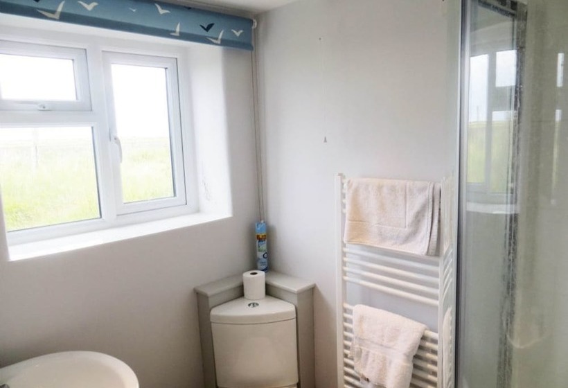 Island House...unique Situation With Harbour Views