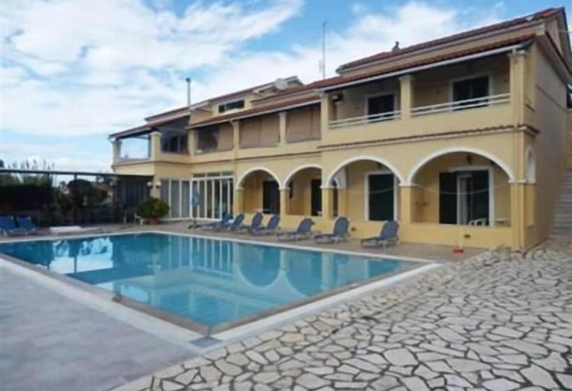 Katerina Pool Apartments