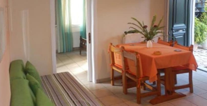 Katerina Pool Apartments