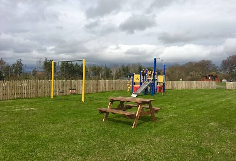 Linwater Holiday Park