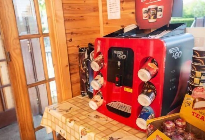 Linwater Holiday Park