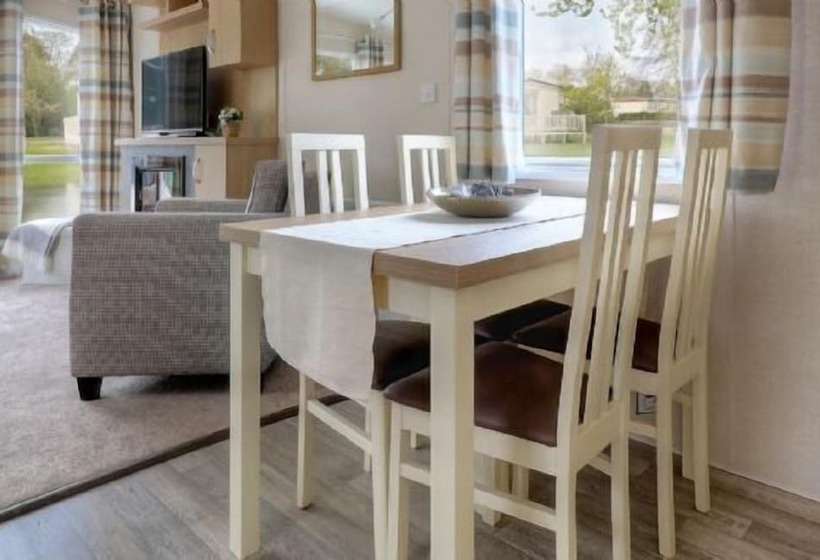 Linwater Holiday Park