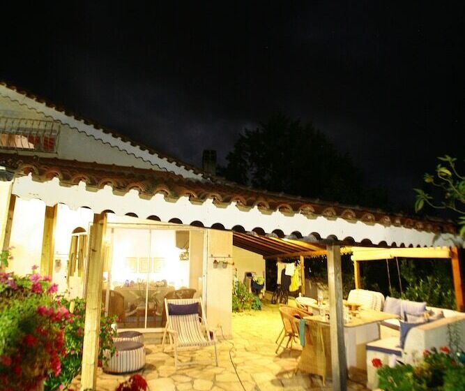 Palmina Mare Villa And Studios