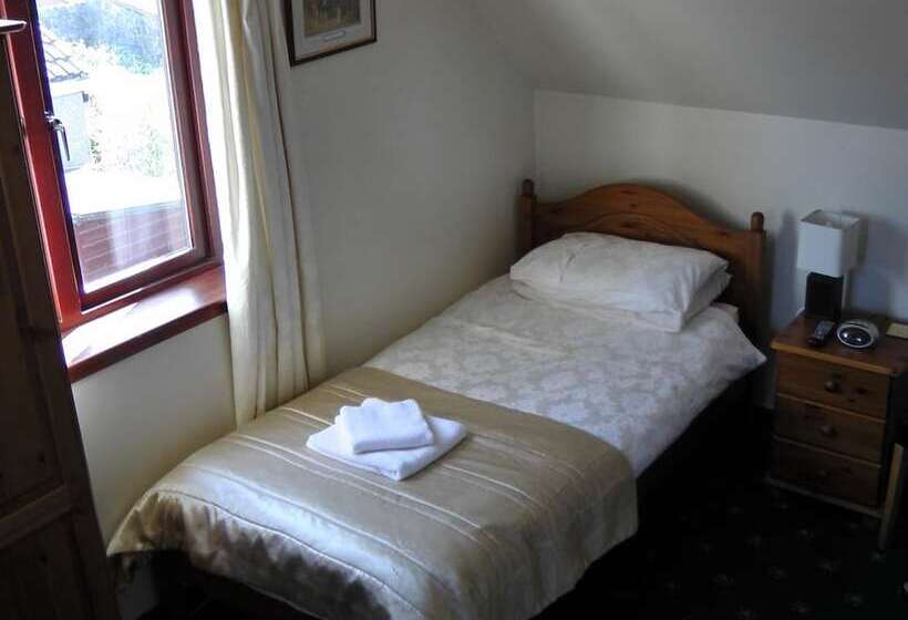 بنسيون Beeches Guest House