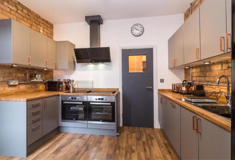 Пансион Salisbury Street Guesthouse