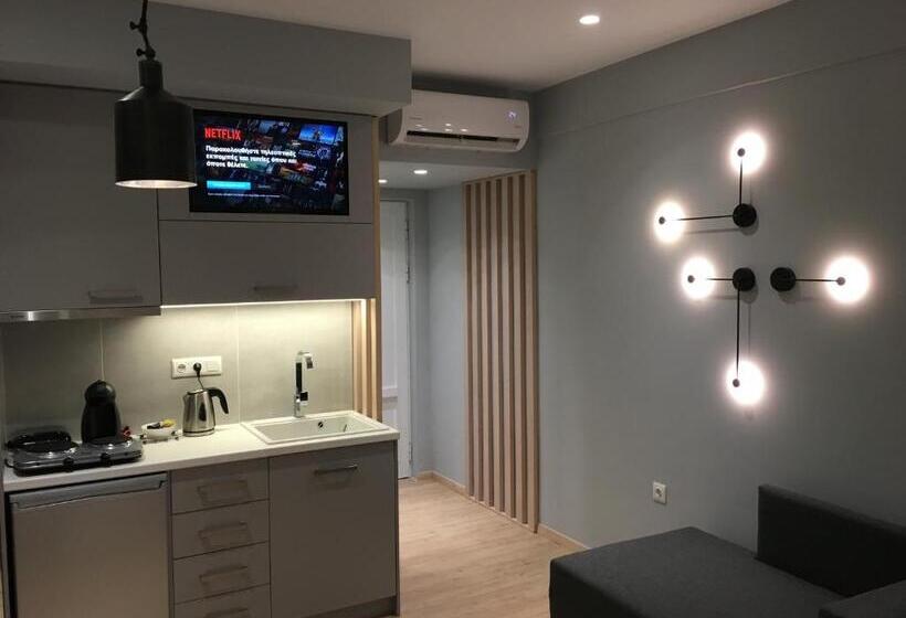 Preveza Suite Stay Leoforos Irinis 84b