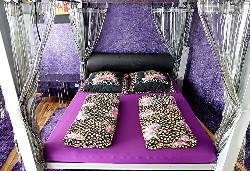 Sky Romantic Room En La Torre Del  Augsburg 33. Piso