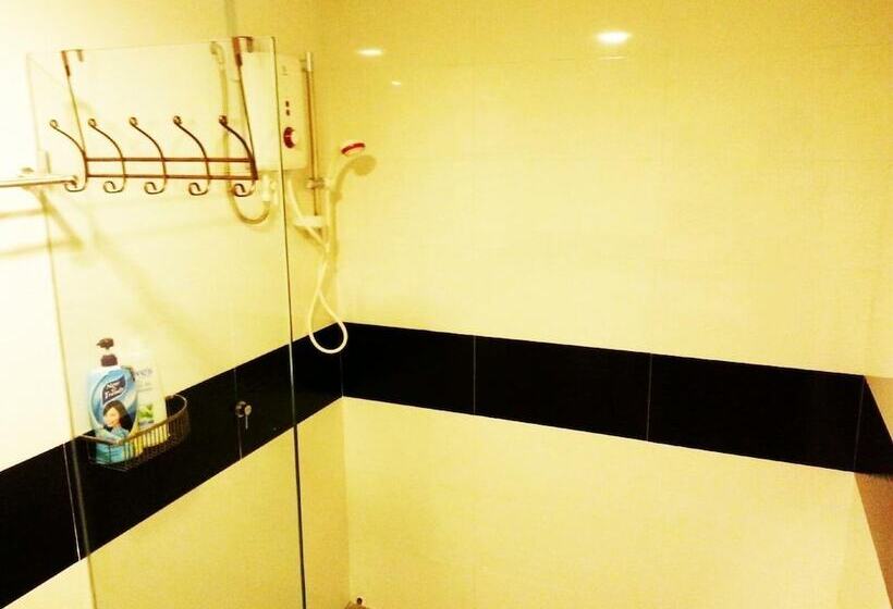 Staynest Suites At Gurney Drive