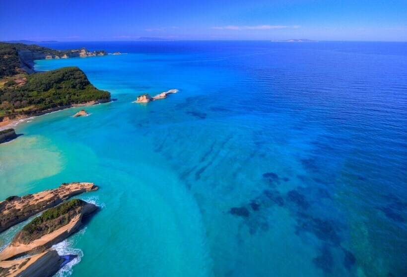 Traditional Greek Maisonette In Antiperni Village